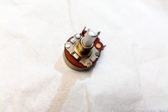 Repair Oberheim OBXa Vintage Analog Synthesizer Reparatur