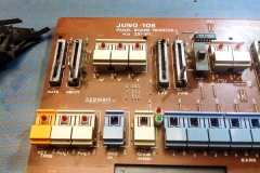 Repair Roland Juno 106 Vintage Analog Synthesizer