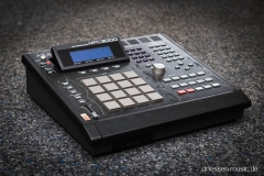 Akai MPC 3000 Reparatur Service Driessen Music