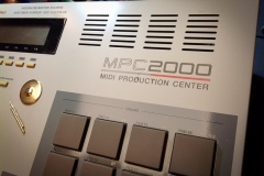 Akai MPC 2000 Reparatur Service Driessen Music