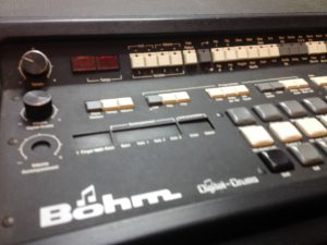 Repair Dr. Böhm Digital Drum Machine I battery damage leakage repair