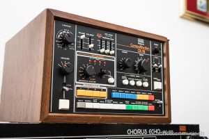 Repair Roland CR-78 Vintage Drum Machine CompuRhythm Reparatur