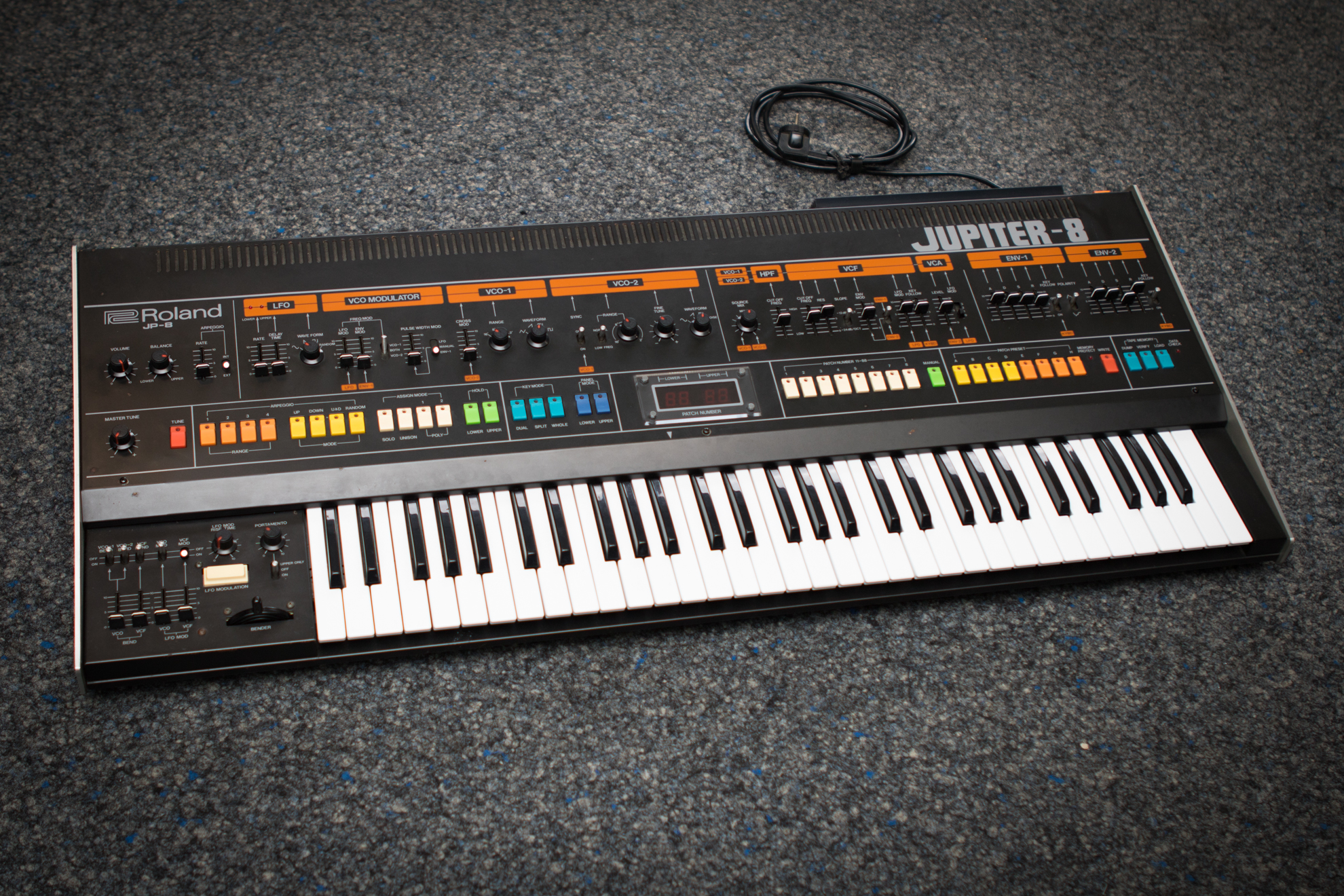 Roland Jupiter-8
